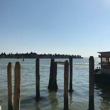 Sweet Lagoon Apartment Venesia Bagian luar foto