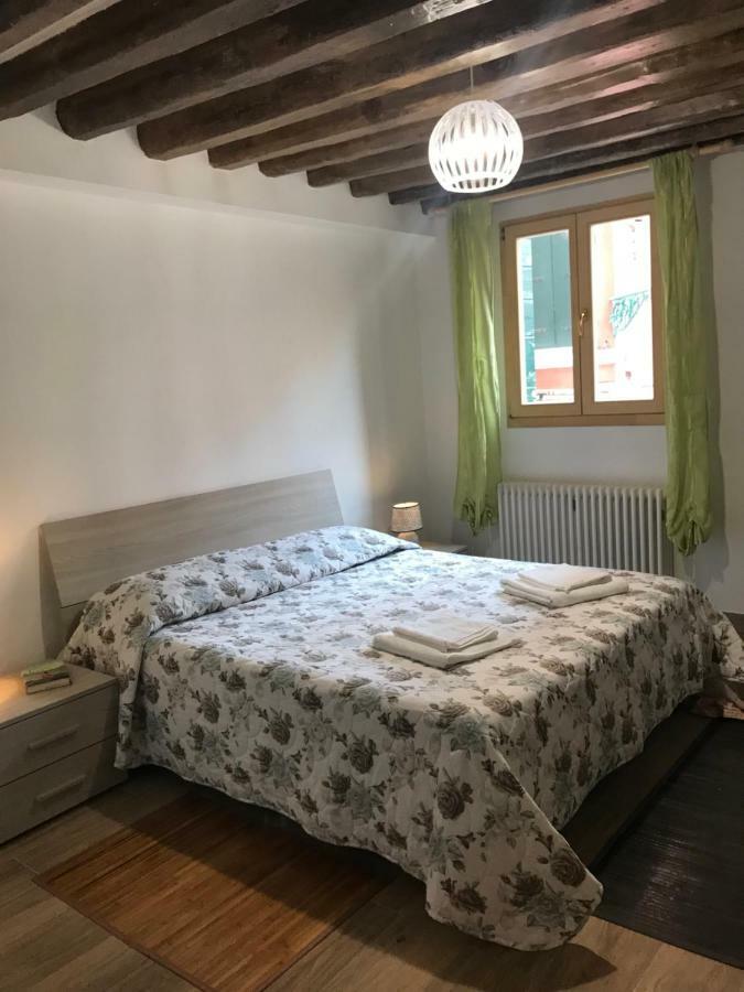 Sweet Lagoon Apartment Venesia Bagian luar foto
