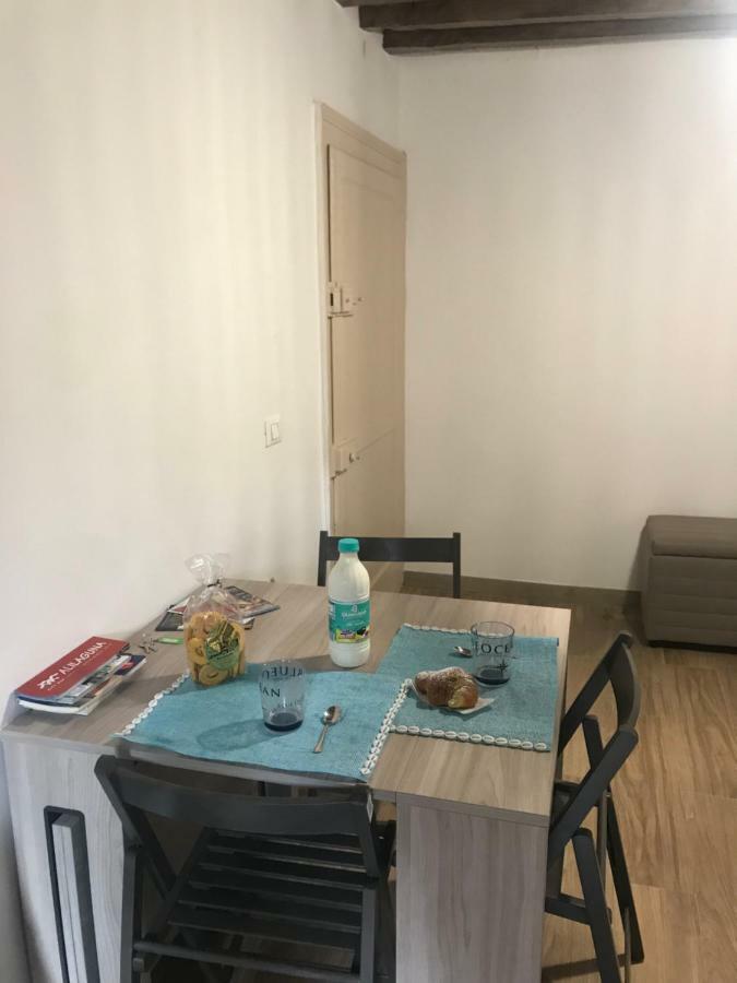 Sweet Lagoon Apartment Venesia Bagian luar foto