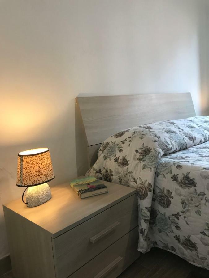 Sweet Lagoon Apartment Venesia Bagian luar foto